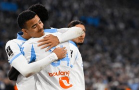 一场6-2,让法甲变天,榜首易主,曼联弃将踢疯了:轰入4球